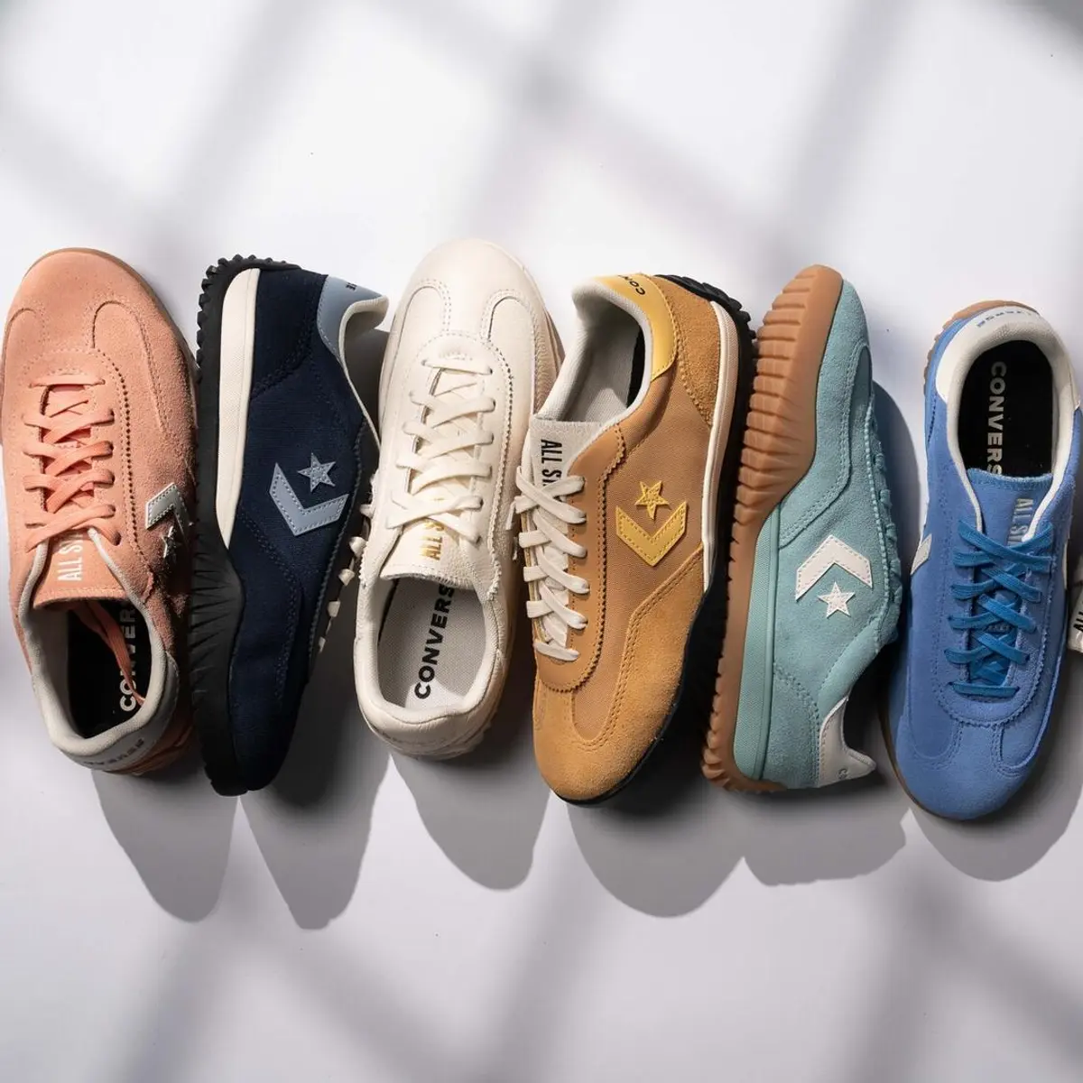 Gambar Artikel: Langkah Nyaman, Gaya Maksimal: Mengapa Sepatu Easymart Layak Masuk Koleksi Anda